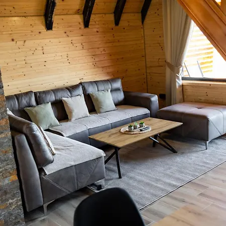 Carobna Jutra Zlatara 1 Tatil Evi