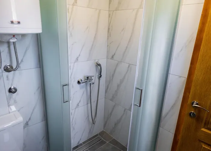 Carobna Jutra Zlatara *